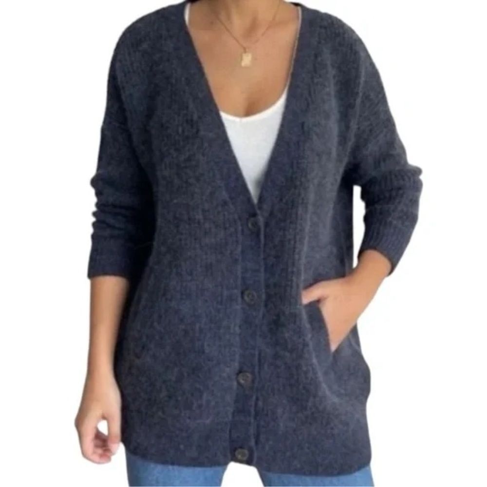 FREE PEOPLE WOOL AND ALPACA BLEND CARDIGAN SWEATER NAVY SIZE SMALL